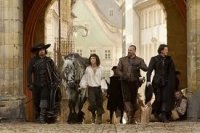 the three musketeers movie review fotos pictures