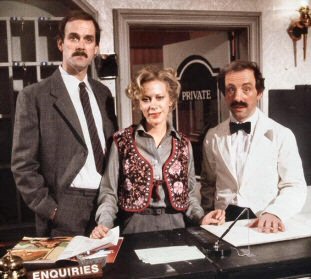 john-cleese-hotel-fawlty-series