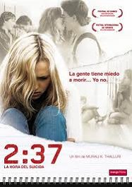 237 poster review critica