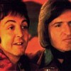 ¿El hermano de Paul McCartney, Mike McGear, sólo tiene el disco “McGear” o ha grabado más después?
