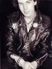 ¿Cuándo entró Sid Vicious en los Sex Pistols y qué incidencia pensáis que tuvo en el grupo?